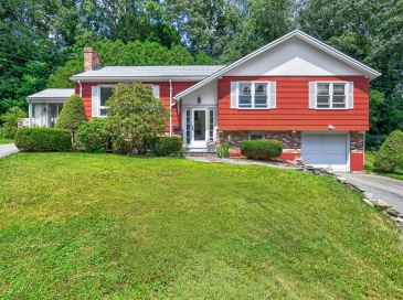 15 Norman Place, Leominster, Massachusetts, 3 Bedrooms Bedrooms, 8 Rooms Rooms,1.5 BathroomsBathrooms,Residential,For Sale,Norman Place,73555576 15 Norman Place, Leominster, Massachusetts, 3 Bedrooms Bedrooms, 8 Rooms Rooms,1.5 BathroomsBathrooms,Residential,For Sale,Norman Place,73555576
