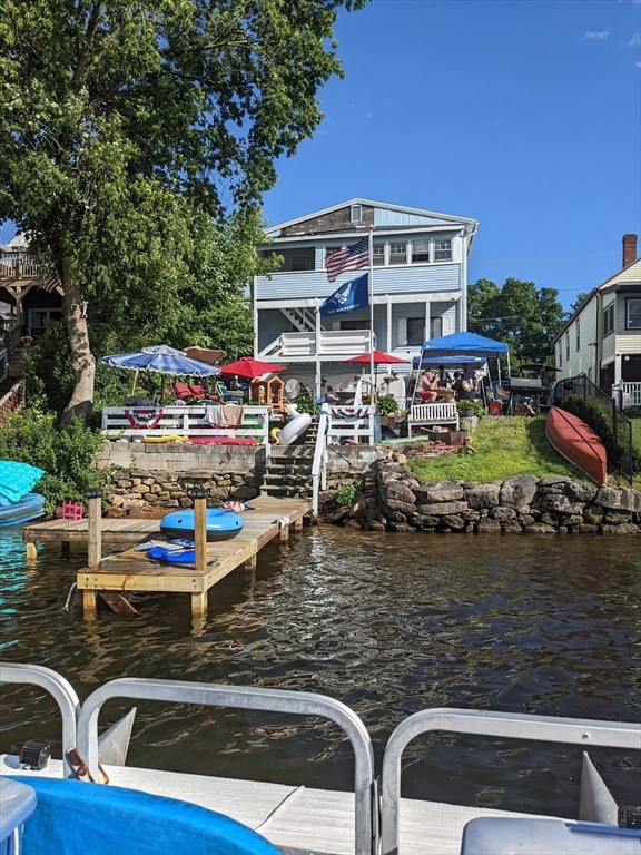 300 E Main St, East Brookfield, Massachusetts, 1 Bedroom Bedrooms, 4 Rooms Rooms,1 BathroomBathrooms,Residential Lease,For Rent,E Main St,73555796