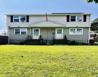 82 E St, Lowell, Massachusetts, 2 Bedrooms Bedrooms, 4 Rooms Rooms,1.5 BathroomsBathrooms,Residential,For Sale,E St,73555606