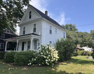 116 Williams St, Longmeadow, Massachusetts, 3 Bedrooms Bedrooms, 7 Rooms Rooms,1.5 BathroomsBathrooms,Residential Lease,For Rent,Williams St,73555615