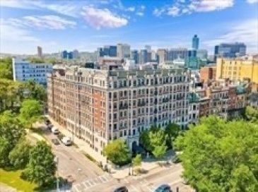 466 Commonwealth Ave, Boston, Massachusetts, 3 Bedrooms Bedrooms, 5 Rooms Rooms,1 BathroomBathrooms,Residential Lease,For Rent,Commonwealth Ave,73555524