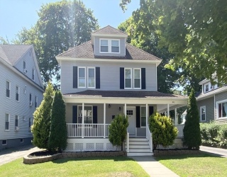 5 Ferdinand St, Worcester, Massachusetts, 5 Bedrooms Bedrooms, 9 Rooms Rooms,3 BathroomsBathrooms,Residential,For Sale,Ferdinand St,73555525