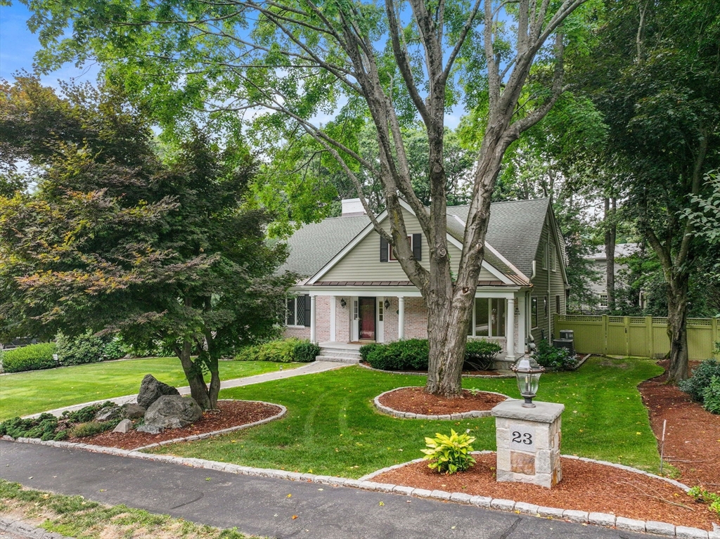 23 Bellevue, Wellesley, Massachusetts, 5 Bedrooms Bedrooms, 10 Rooms Rooms,4.5 BathroomsBathrooms,Residential,For Sale,Bellevue,73555589