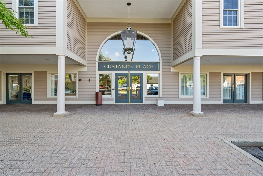 76 Bedford St, Lexington, Massachusetts, ,Commercial Sale,For Sale,Bedford St,73555628