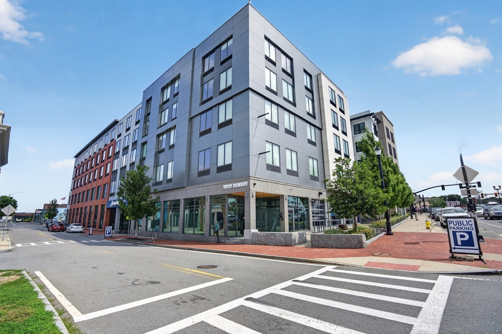 221 Washington St, Salem, Massachusetts, ,Commercial Lease,For Rent,Washington St,73555642
