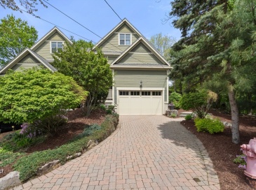 113 Carlisle St, Newton, Massachusetts, 3 Bedrooms Bedrooms, 7 Rooms Rooms,3.5 BathroomsBathrooms,Residential,For Sale,Carlisle St,73518252 113 Carlisle St, Newton, Massachusetts, 3 Bedrooms Bedrooms, 7 Rooms Rooms,3.5 BathroomsBathrooms,Residential,For Sale,Carlisle St,73518252