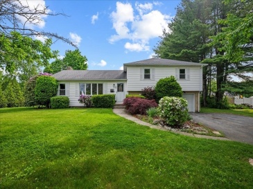 25 Curtis St, Auburn, Massachusetts, 3 Bedrooms Bedrooms, 6 Rooms Rooms,3 BathroomsBathrooms,Residential,For Sale,Curtis St,73526363 25 Curtis St, Auburn, Massachusetts, 3 Bedrooms Bedrooms, 6 Rooms Rooms,3 BathroomsBathrooms,Residential,For Sale,Curtis St,73526363