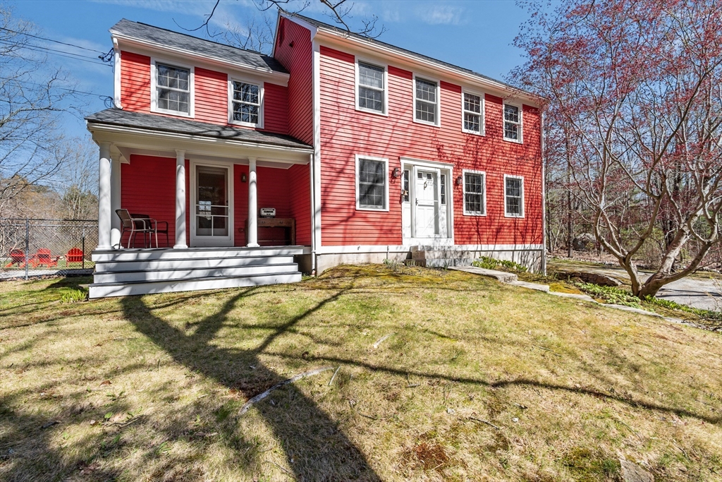 174 Millville Rd, Mendon, Massachusetts, 3 Bedrooms Bedrooms, 7 Rooms Rooms,2 BathroomsBathrooms,Residential,For Sale,Millville Rd,73521658