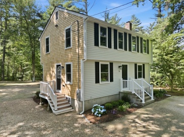 13 Craig St, Carver, Massachusetts, 3 Bedrooms Bedrooms, 7 Rooms Rooms,1.5 BathroomsBathrooms,Residential,For Sale,Craig St,73535385 13 Craig St, Carver, Massachusetts, 3 Bedrooms Bedrooms, 7 Rooms Rooms,1.5 BathroomsBathrooms,Residential,For Sale,Craig St,73535385