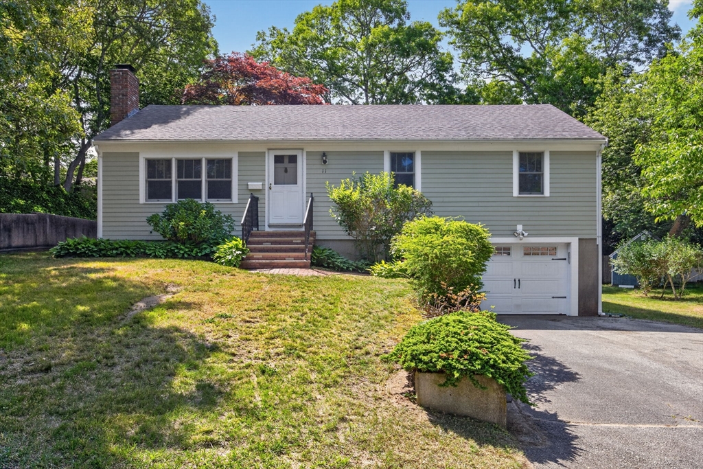 11 Cedardale, Harwich, Massachusetts, 3 Bedrooms Bedrooms, 5 Rooms Rooms,2 BathroomsBathrooms,Residential,For Sale,Cedardale,73538373