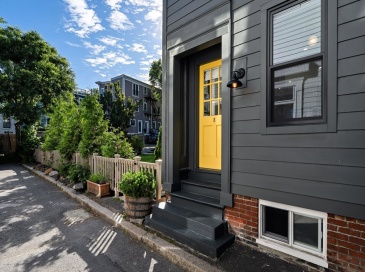 8 Bolton Pl, Boston, Massachusetts, 2 Bedrooms Bedrooms, 5 Rooms Rooms,1 BathroomBathrooms,Residential,For Sale,Bolton Pl,73529842 8 Bolton Pl, Boston, Massachusetts, 2 Bedrooms Bedrooms, 5 Rooms Rooms,1 BathroomBathrooms,Residential,For Sale,Bolton Pl,73529842