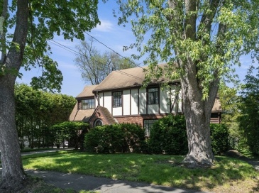 21 Whittlesey Rd, Newton, Massachusetts, 3 Bedrooms Bedrooms, 10 Rooms Rooms,3 BathroomsBathrooms,Residential,For Sale,Whittlesey Rd,73537468 21 Whittlesey Rd, Newton, Massachusetts, 3 Bedrooms Bedrooms, 10 Rooms Rooms,3 BathroomsBathrooms,Residential,For Sale,Whittlesey Rd,73537468