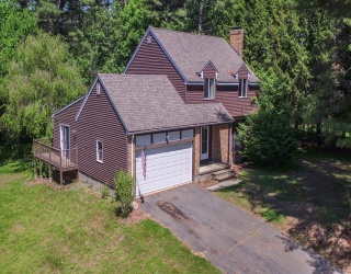 428 Michael Sears Rd., Belchertown, Massachusetts, 4 Bedrooms Bedrooms, 8 Rooms Rooms,1.5 BathroomsBathrooms,Residential,For Sale,Michael Sears Rd.,73529993