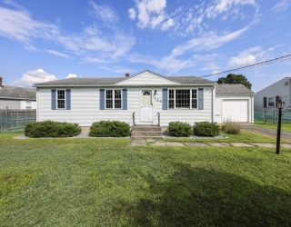 134 Bridle Path Cir, Ludlow, Massachusetts, 3 Bedrooms Bedrooms, 5 Rooms Rooms,1 BathroomBathrooms,Residential,For Sale,Bridle Path Cir,73552066