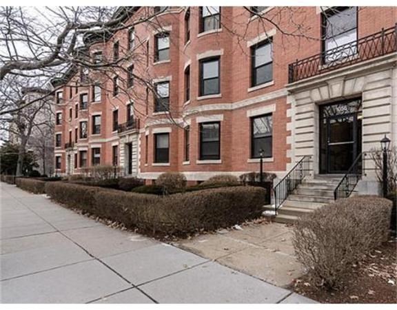 1064 Beacon Street, Brookline, Massachusetts, 1 Bedroom Bedrooms, 2 Rooms Rooms,1 BathroomBathrooms,Residential Lease,For Rent,Beacon Street,73555878