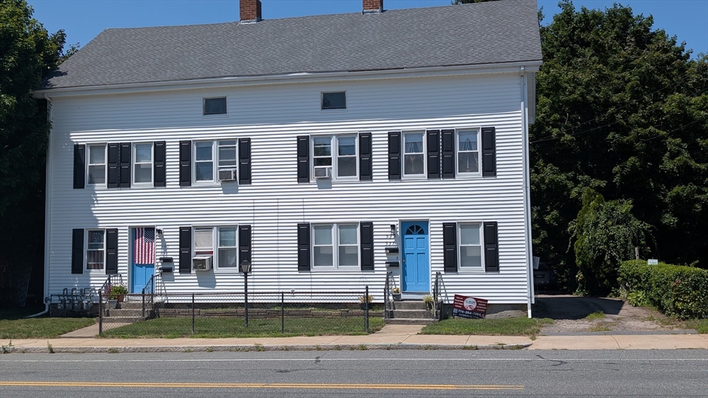 537 S Main Street, Attleboro, Massachusetts, 1 Bedroom Bedrooms, 4 Rooms Rooms,1 BathroomBathrooms,Residential Lease,For Rent,S Main Street,73555890