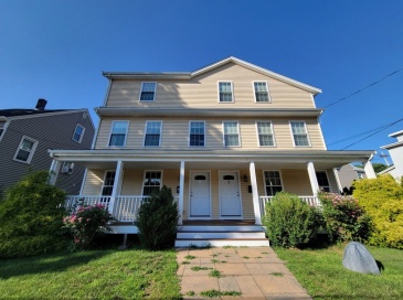 13 Church St., Franklin, Massachusetts, 3 Bedrooms Bedrooms, 6 Rooms Rooms,2.5 BathroomsBathrooms,Residential Lease,For Rent,Church St.,73555891