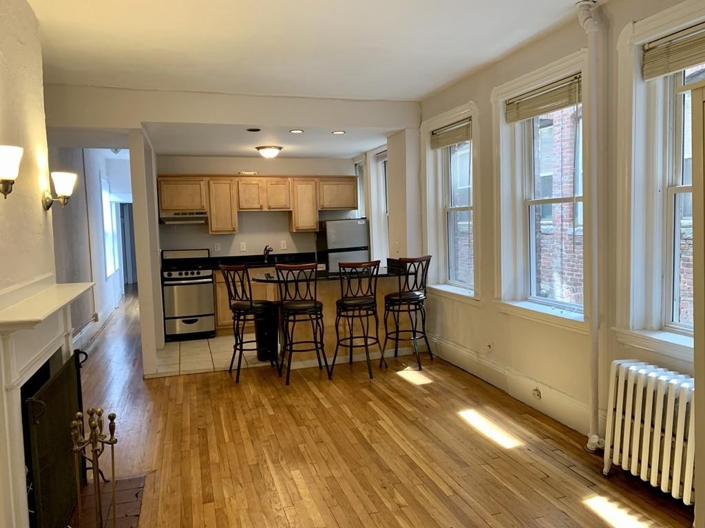 45 Garden, Boston, Massachusetts, 2 Bedrooms Bedrooms, 4 Rooms Rooms,1 BathroomBathrooms,Residential Lease,For Rent,Garden,73555802