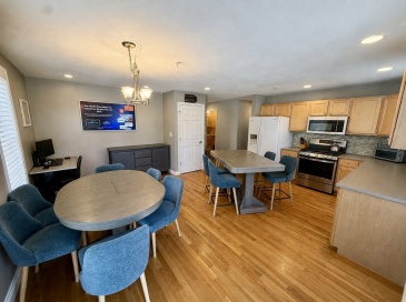 571 Freeport St, Boston, Massachusetts, 2 Bedrooms Bedrooms, 5 Rooms Rooms,1.5 BathroomsBathrooms,Residential Lease,For Rent,Freeport St,73555823 571 Freeport St, Boston, Massachusetts, 2 Bedrooms Bedrooms, 5 Rooms Rooms,1.5 BathroomsBathrooms,Residential Lease,For Rent,Freeport St,73555823