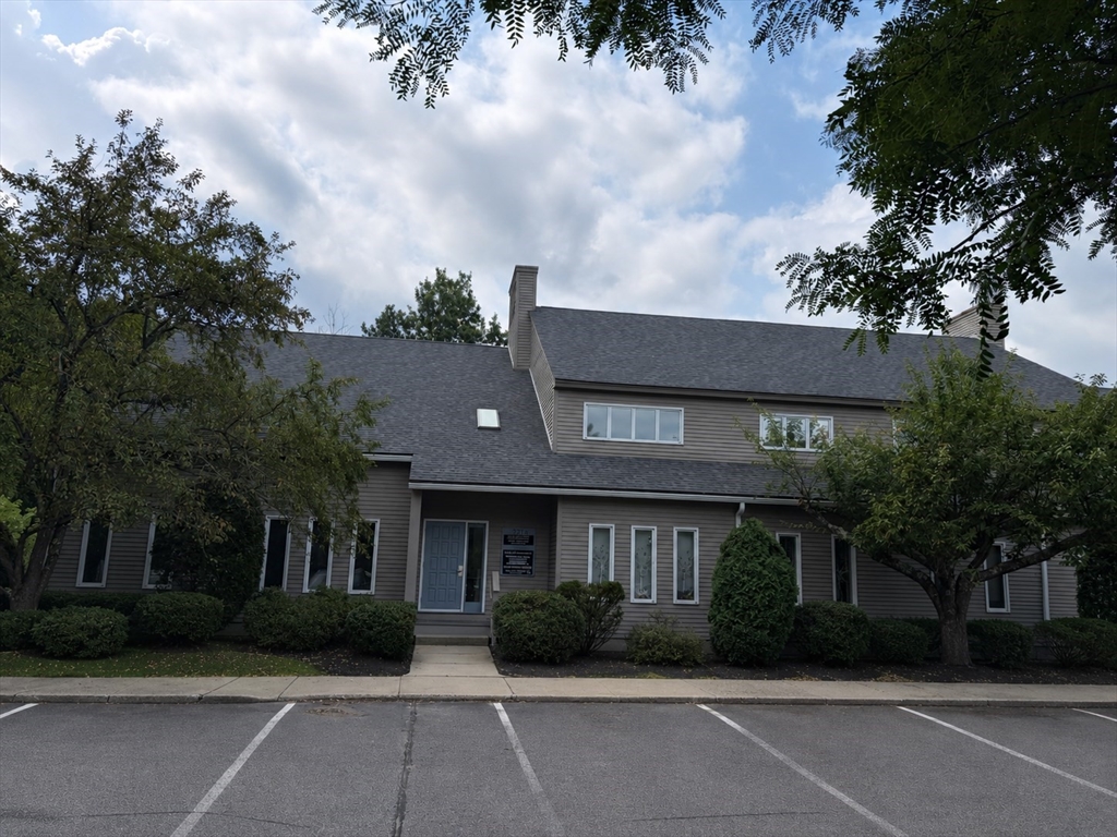 321 Boston Post Road, Sudbury, Massachusetts, ,Commercial Lease,For Rent,Boston Post Road,73555834