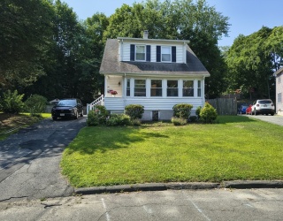 66 Edgemere Rd, Lynn, Massachusetts, 3 Bedrooms Bedrooms, 6 Rooms Rooms,1.5 BathroomsBathrooms,Residential,For Sale,Edgemere Rd,73555903