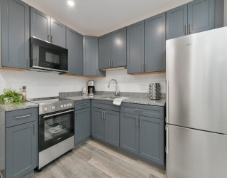 585 Essex St, Lynn, Massachusetts, 1 Room Rooms,1 BathroomBathrooms,Residential Lease,For Rent,Essex St,73555907
