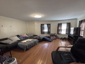 84 Mt Vernon, Boston, Massachusetts, 2 Bedrooms Bedrooms, 5 Rooms Rooms,1 BathroomBathrooms,Residential Lease,For Rent,Mt Vernon,73555912