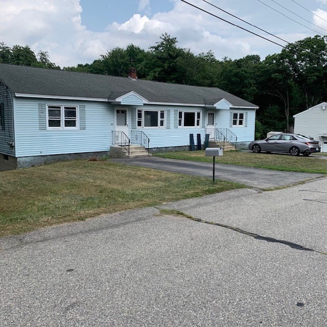 105 Salisbury St, Dracut, Massachusetts, 2 Bedrooms Bedrooms, 4 Rooms Rooms,1 BathroomBathrooms,Residential Lease,For Rent,Salisbury St,73555938