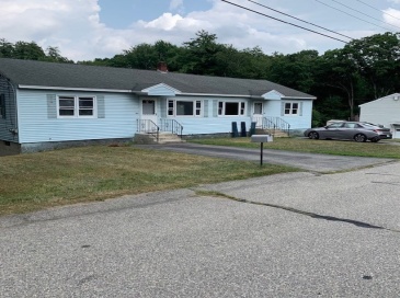105 Salisbury St, Dracut, Massachusetts, 2 Bedrooms Bedrooms, 4 Rooms Rooms,1 BathroomBathrooms,Residential Lease,For Rent,Salisbury St,73555938 105 Salisbury St, Dracut, Massachusetts, 2 Bedrooms Bedrooms, 4 Rooms Rooms,1 BathroomBathrooms,Residential Lease,For Rent,Salisbury St,73555938