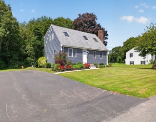 19 Majocka Dr, Westport, Massachusetts, 3 Bedrooms Bedrooms, 7 Rooms Rooms,2 BathroomsBathrooms,Residential,For Sale,Majocka Dr,73552432