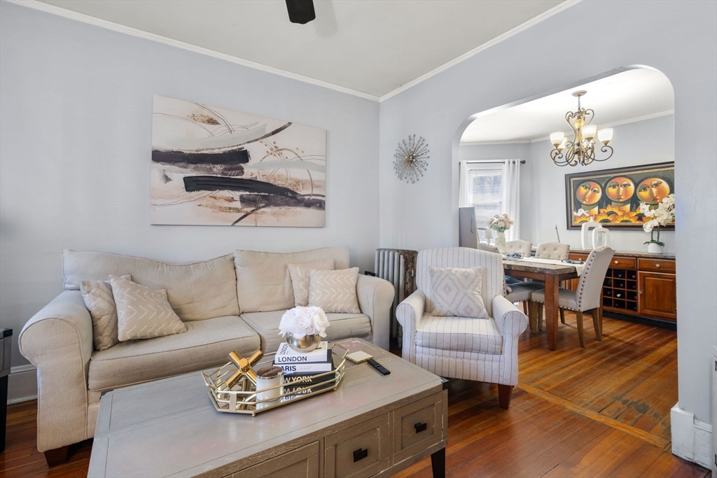 9 Aldwin Rd, Boston, Massachusetts, 3 Bedrooms Bedrooms, 7 Rooms Rooms,1 BathroomBathrooms,Residential,For Sale,Aldwin Rd,73555980
