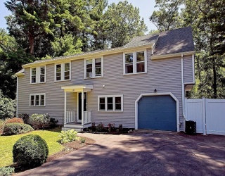 600 Forest St, Bridgewater, Massachusetts, 3 Bedrooms Bedrooms, 6 Rooms Rooms,2.5 BathroomsBathrooms,Residential,For Sale,Forest St,73555923