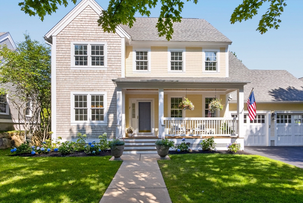 7 Bridge Gate, Plymouth, Massachusetts, 3 Bedrooms Bedrooms, 9 Rooms Rooms,2.5 BathroomsBathrooms,Residential,For Sale,Bridge Gate,73555945