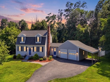 38 Dunstable Road, Westford, Massachusetts, 3 Bedrooms Bedrooms, 8 Rooms Rooms,2.5 BathroomsBathrooms,Residential,For Sale,Dunstable Road,73556021