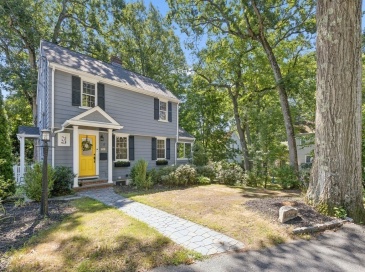 36 Risley Rd, Brookline, Massachusetts, 4 Bedrooms Bedrooms, 7 Rooms Rooms,2.5 BathroomsBathrooms,Residential Lease,For Rent,Risley Rd,73556104