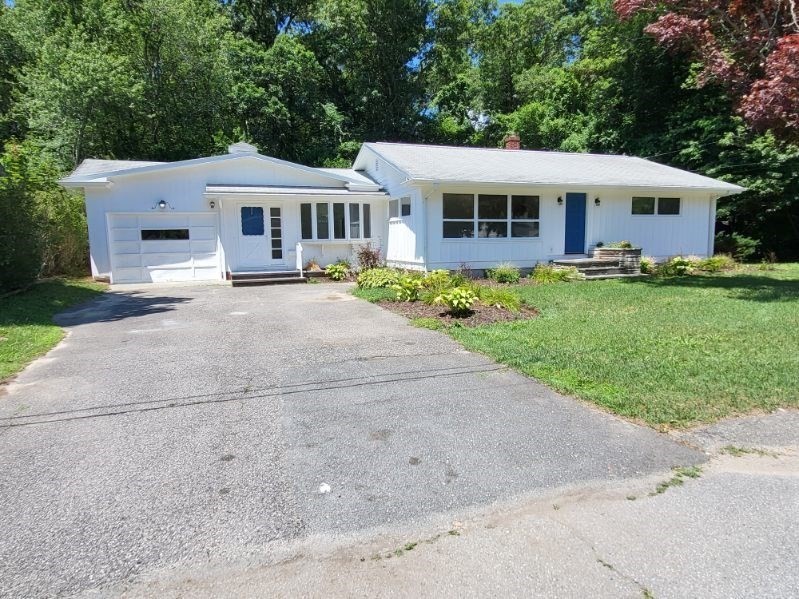 20 Faulkner St, Westport, Massachusetts, 3 Bedrooms Bedrooms, 6 Rooms Rooms,1 BathroomBathrooms,Residential,For Sale,Faulkner St,73556106