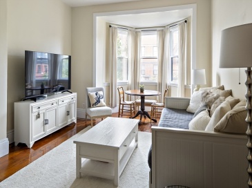 144 Marlborough, Boston, Massachusetts, 1 Bedroom Bedrooms, 4 Rooms Rooms,1 BathroomBathrooms,Residential Lease,For Rent,Marlborough,73556116