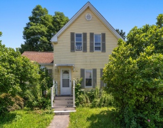 210 School Street, Stoughton, Massachusetts, 4 Bedrooms Bedrooms, 6 Rooms Rooms,2 BathroomsBathrooms,Residential,For Sale,School Street,73556121