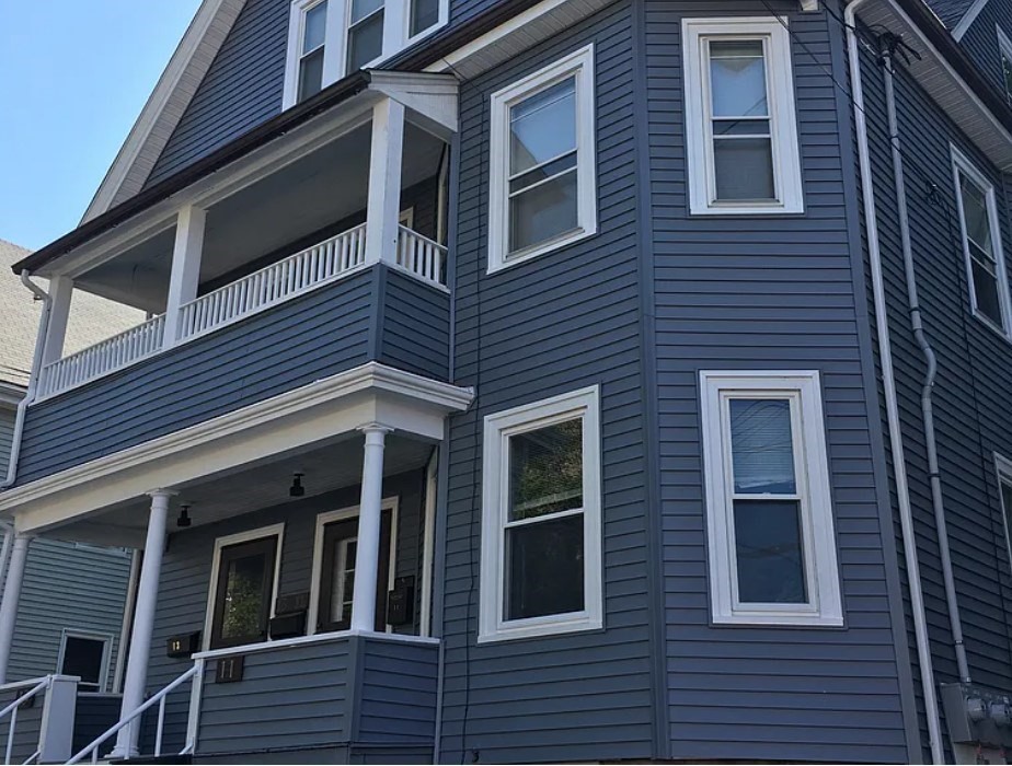 11 Wellingston Street, Waltham, Massachusetts, 3 Bedrooms Bedrooms, 5 Rooms Rooms,1 BathroomBathrooms,Residential Lease,For Rent,Wellingston Street,73540640