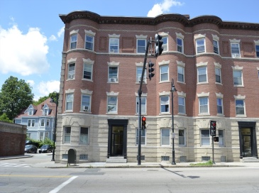 152 Harvard St., Brookline, Massachusetts, 3 Bedrooms Bedrooms, 5 Rooms Rooms,2 BathroomsBathrooms,Residential,For Sale,Harvard St.,73528204