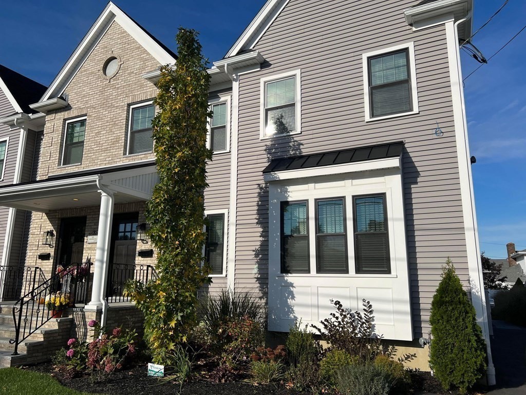 69 Tedford Ave, Revere, Massachusetts, 4 Bedrooms Bedrooms, 6 Rooms Rooms,2.5 BathroomsBathrooms,Residential Lease,For Rent,Tedford Ave,73545075