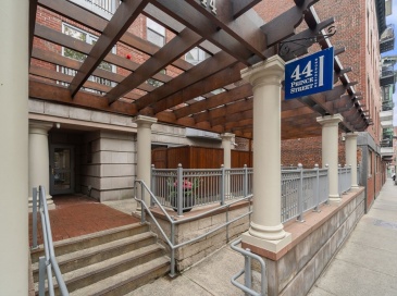 44 Prince Street, Boston, Massachusetts, 1 Bedroom Bedrooms, 4 Rooms Rooms,1 BathroomBathrooms,Residential,For Sale,Prince Street,73519838