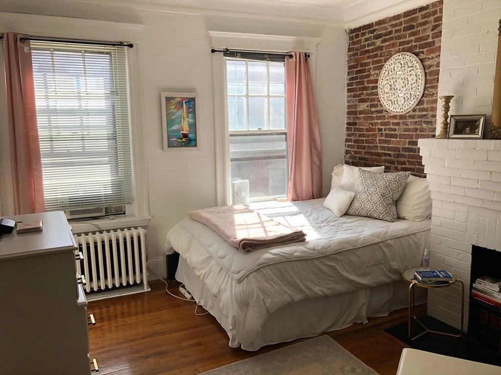 41 Revere St., Boston, Massachusetts, 1 Room Rooms,1 BathroomBathrooms,Residential Lease,For Rent,Revere St.,73548684