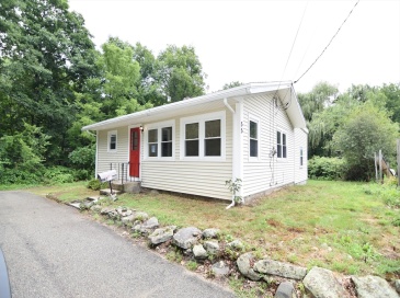 55 Pike St, Athol, Massachusetts, 3 Bedrooms Bedrooms, 6 Rooms Rooms,1 BathroomBathrooms,Residential Lease,For Rent,Pike St,73556020 55 Pike St, Athol, Massachusetts, 3 Bedrooms Bedrooms, 6 Rooms Rooms,1 BathroomBathrooms,Residential Lease,For Rent,Pike St,73556020