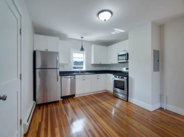 321 Jefferson, Salem, Massachusetts, 3 Bedrooms Bedrooms, 6 Rooms Rooms,1 BathroomBathrooms,Residential Lease,For Rent,Jefferson,73554129
