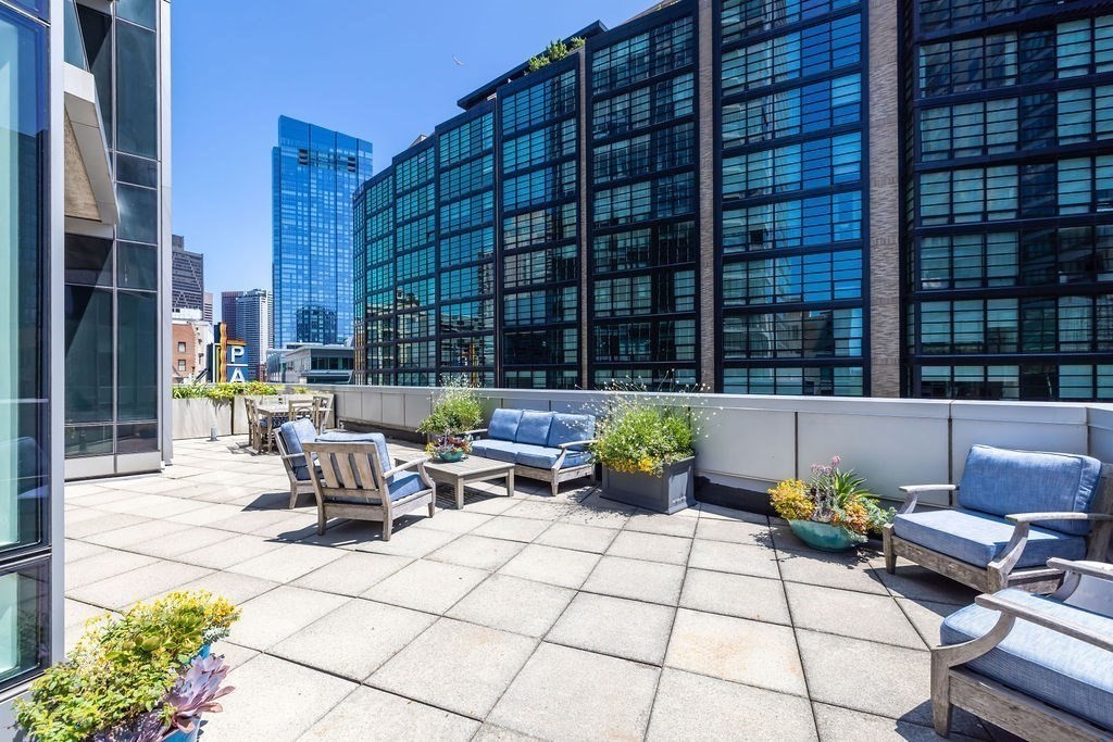 3 Avery St, Boston, Massachusetts, 2 Bedrooms Bedrooms, 3 Rooms Rooms,2 BathroomsBathrooms,Residential,For Sale,Avery St,73556045