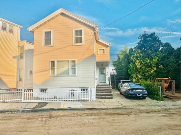 6 Swift Ter, Boston, Massachusetts, 3 Bedrooms Bedrooms, 6 Rooms Rooms,1 BathroomBathrooms,Residential,For Sale,Swift Ter,73556139 6 Swift Ter, Boston, Massachusetts, 3 Bedrooms Bedrooms, 6 Rooms Rooms,1 BathroomBathrooms,Residential,For Sale,Swift Ter,73556139