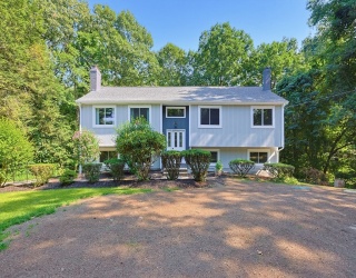 33 Copper Ln, Holliston, Massachusetts, 3 Bedrooms Bedrooms, 7 Rooms Rooms,2 BathroomsBathrooms,Residential,For Sale,Copper Ln,73556002