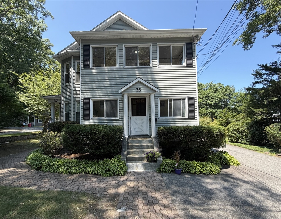 35-37 Spring Street, Lexington, Massachusetts, 3 Bedrooms Bedrooms, 9 Rooms Rooms,2 BathroomsBathrooms,Residential Lease,For Rent,Spring Street,73556142