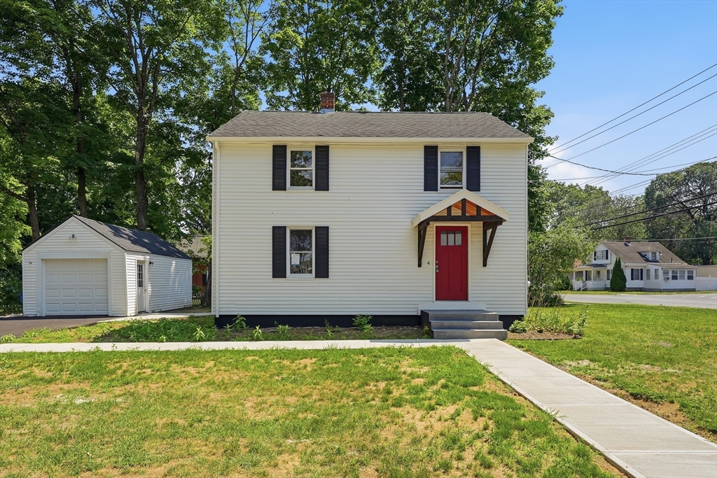 4 Hale St, West Springfield, Massachusetts, 3 Bedrooms Bedrooms, 7 Rooms Rooms,1 BathroomBathrooms,Residential,For Sale,Hale St,73554988